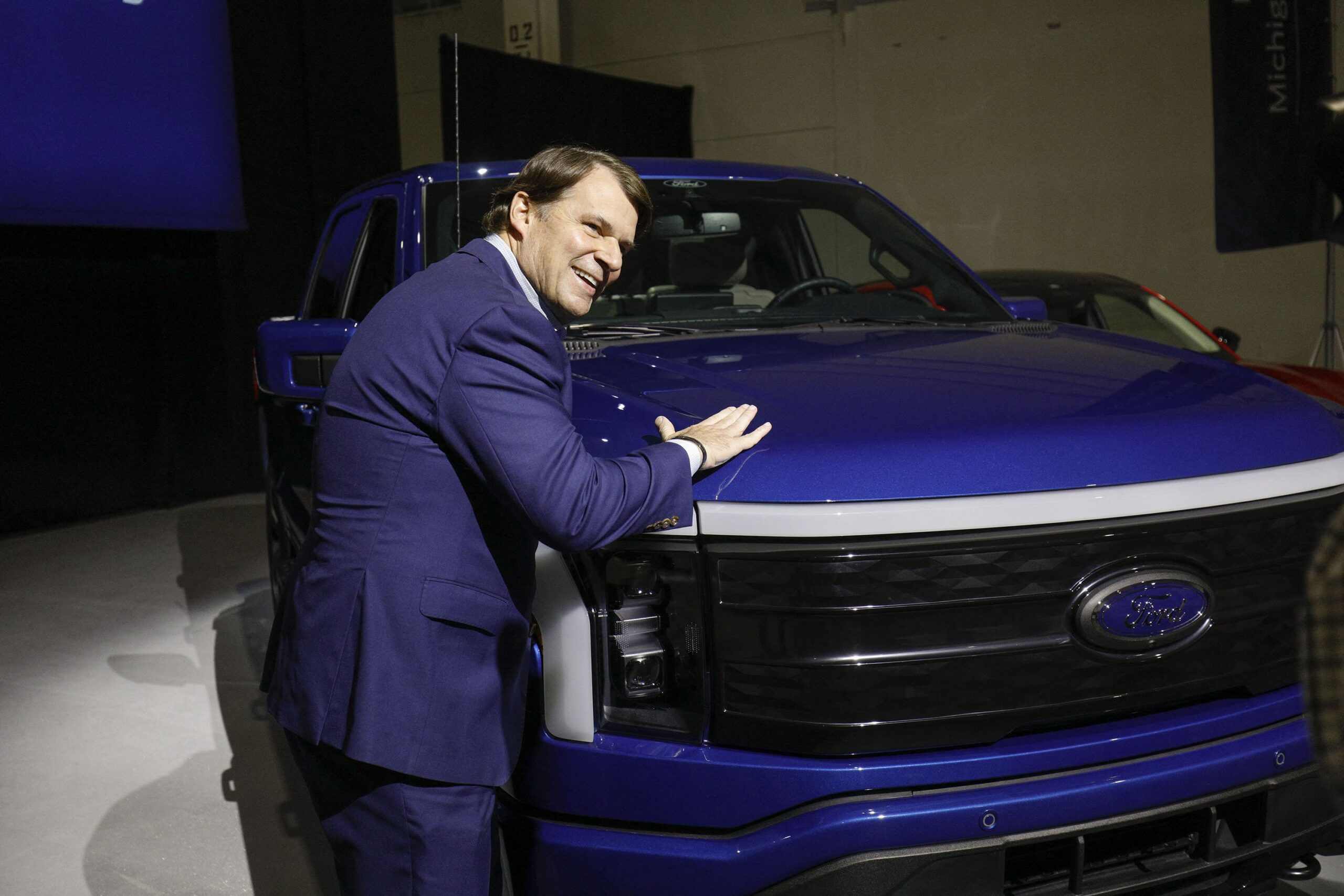 CEO-ul Ford: Producătorii chinezi sunt cei mai mari concurenţi ai Ford pe piaţa vehiculelor electrice