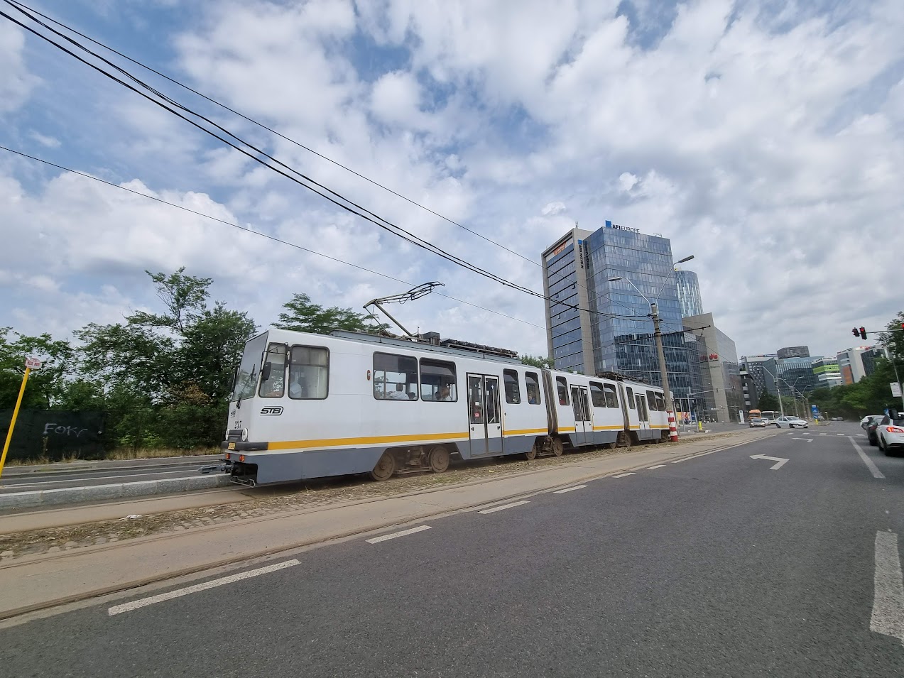  Încă un pas pentru modernizarea linie tramvaiului 5: două asocieri au depus oferte la licitația organizată de Primăria Capitalei